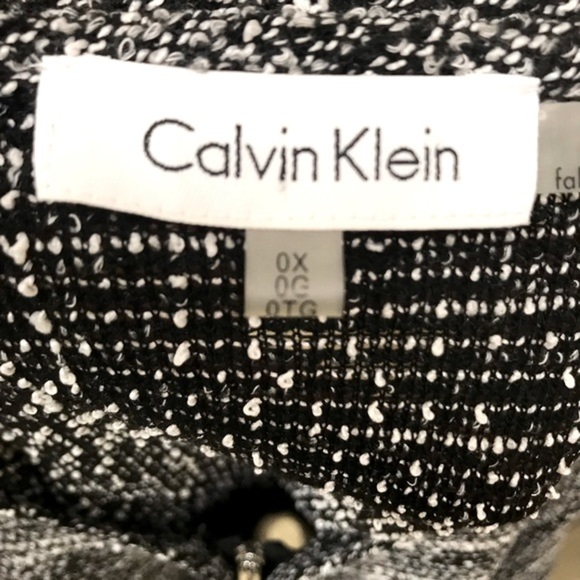 Calvin Klein Black White Tunic Top Logo Zipper Silver Accent Tiered Layer Sz 0X - Picture 9 of 15
